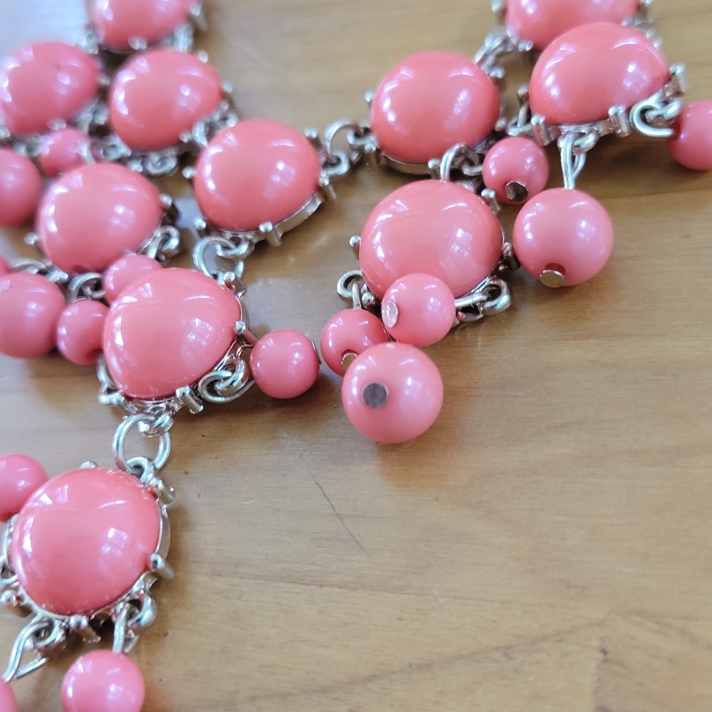 NWT Candies Coral Pink Bead Bib Statement Necklace Silver Tone Chain